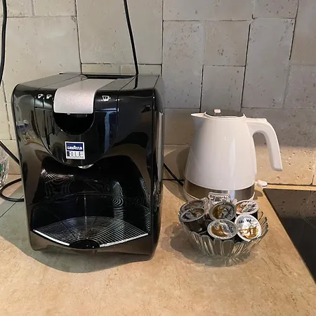 Art Luxury - Central, Metro To Airport Appartement